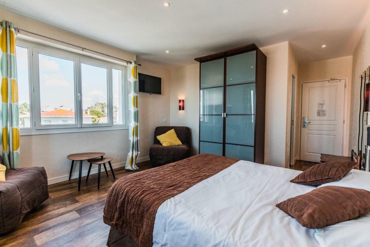 Hotel Belle Vue Роаян Екстериор снимка
